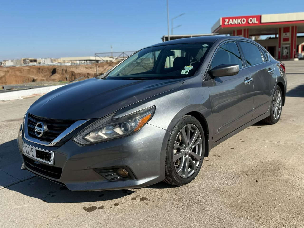 نيسان ئالتيما 2018 SR SPESHAL
گێر و مەكینە بەردی گزۆز بەشەرت 
بۆنیتی بۆیاغە بەبێ ناوگرتن ٤ پەنجە كارتی هەیە 
رەقم و سنوی نوێیە سیارەكە حقیقی ٥٥هەزار رۆشتوە 
سعری فرۆشتن ١٣٢ كەمێك مەجال *********** أربيل, العراق
