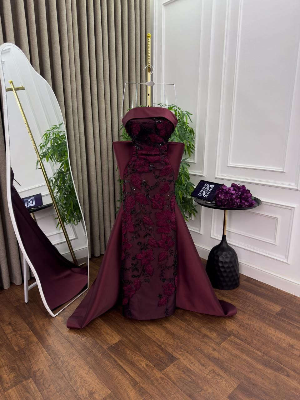 شحنتة من السعودية 
الشراء:320 الف
 البيع: 270 الف
القياس: 38-42 بيه حبال من وره يتكبر ويتصغر
عدد مرات الاستعمال: مره وحده ساعتين فقط


**إذا كنت صاحب هذا الإعلان وتريد حذفه لأي سبب، رجاءا أرسل رسالة إلى الدعم الفني**