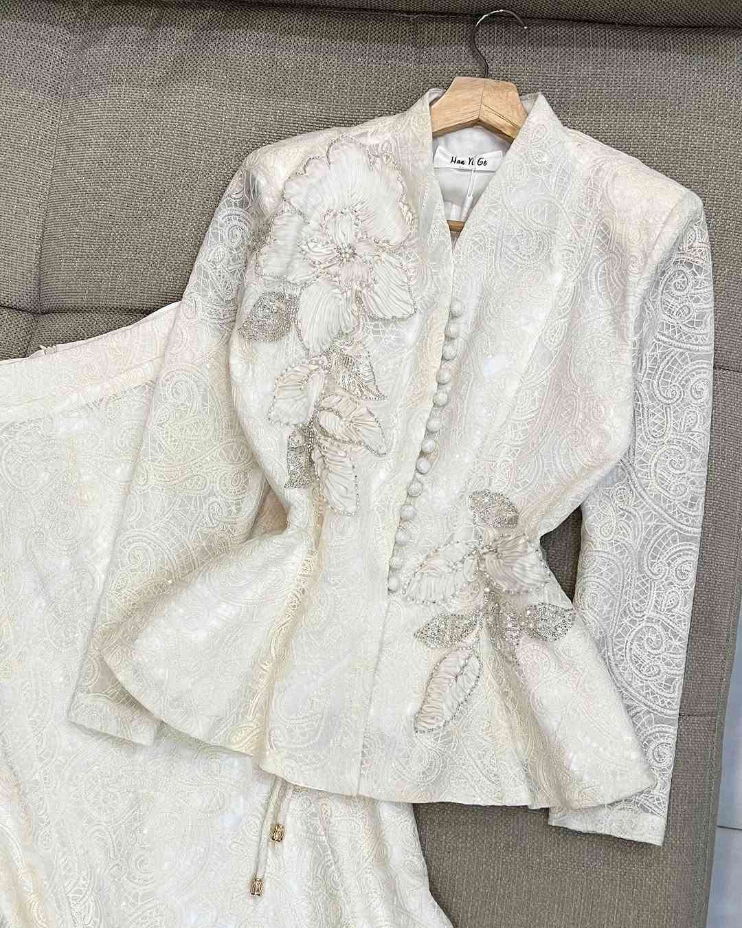 توفر افخم طقم
خامه كيبور مبطن
كوالتي جداً عالي
متوفر بقياسات 
m-l-xl-xxl يلبس من 38 الى 44
طريقه الحجز
ارسال صوره للموديل مع العنوان ورقم
رساله على الخاص ✉️💌
او على الواتساب ☎️
***********
***********
متوفر دفع عن طريق زين كاش 💵 
العنوان 📍
الفرع الاول:بغداد المنصور شارع الاميرات عماره الكوخ الجديد داخل القيصريه محل ما قبل الاخير على اليسار
الفرع الثاني:بغداد زيونه شارع الربيعي عماره الموج التجاري قرب جدار سنتر محل الاخير على اليسار⁩
