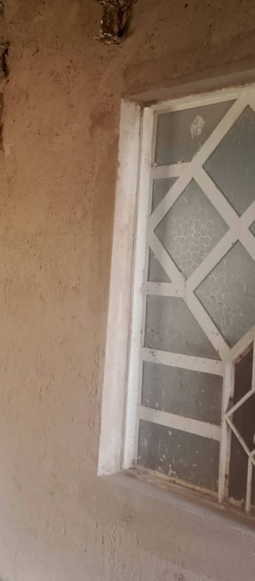 السلام عليكم ورحمة الله وبركاته..  الخلفه ابو محمد الخالدي 
لبخ سمنت جص بورك كاشي سيراميك بناء طابوك بلوك ترميم تفليش تطبيك مقرنص ارضيات لبخ وجهات صبغ كافة العمل سرعه ونضافه درجة اولى الاسعار المناسبه #حالين_فارغ_حالين_فارغ اتصل وخادم ***********
