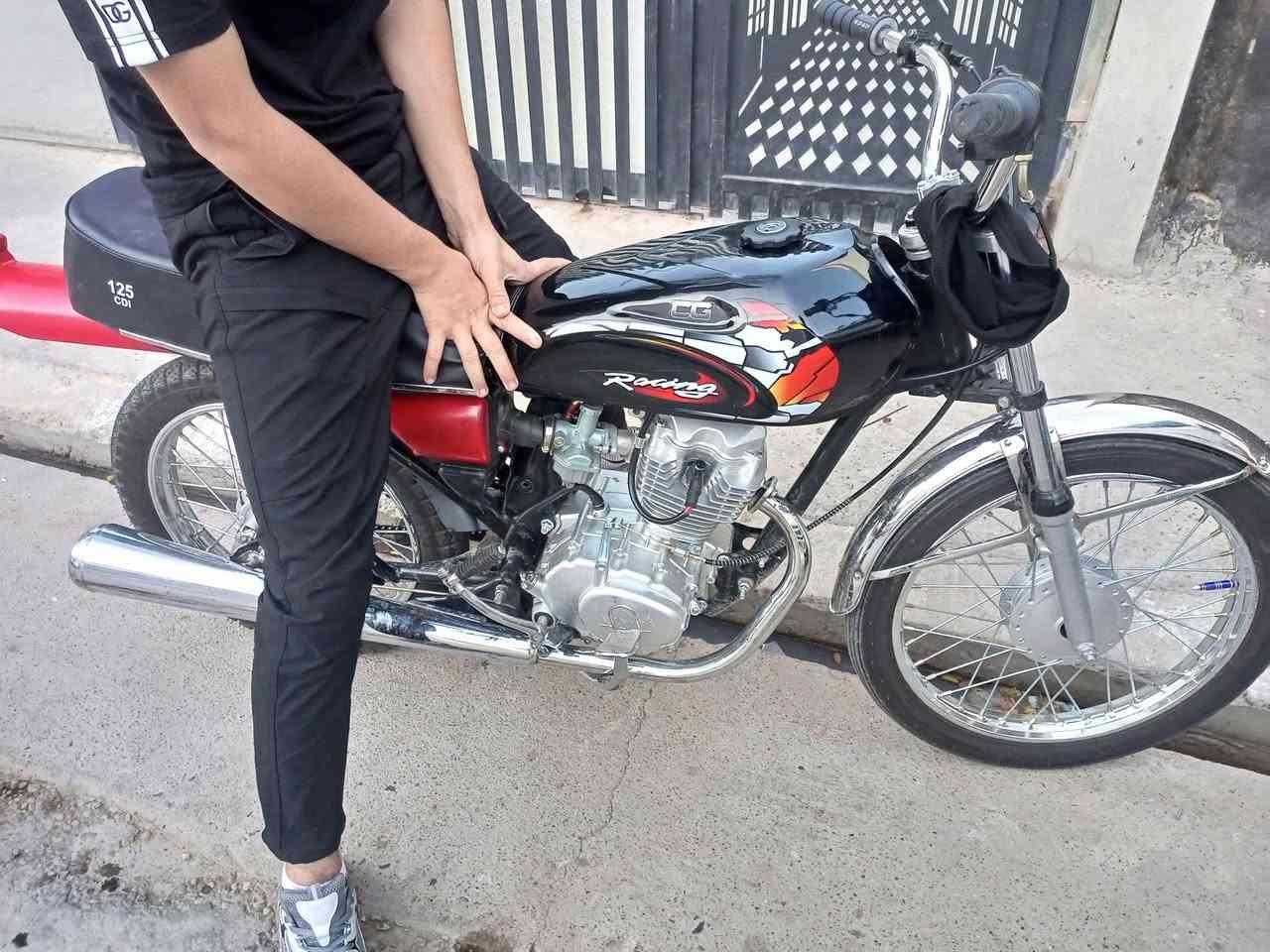 تعميره نامه شلامجه 26 صار شهرين وشويه الباكستانيه ما طباخه الكاع معمره انطي شرط 140 وفصله نص ساعه العنوان فيلق 
السعر 675 وبيه مجال بسيط 
***********
