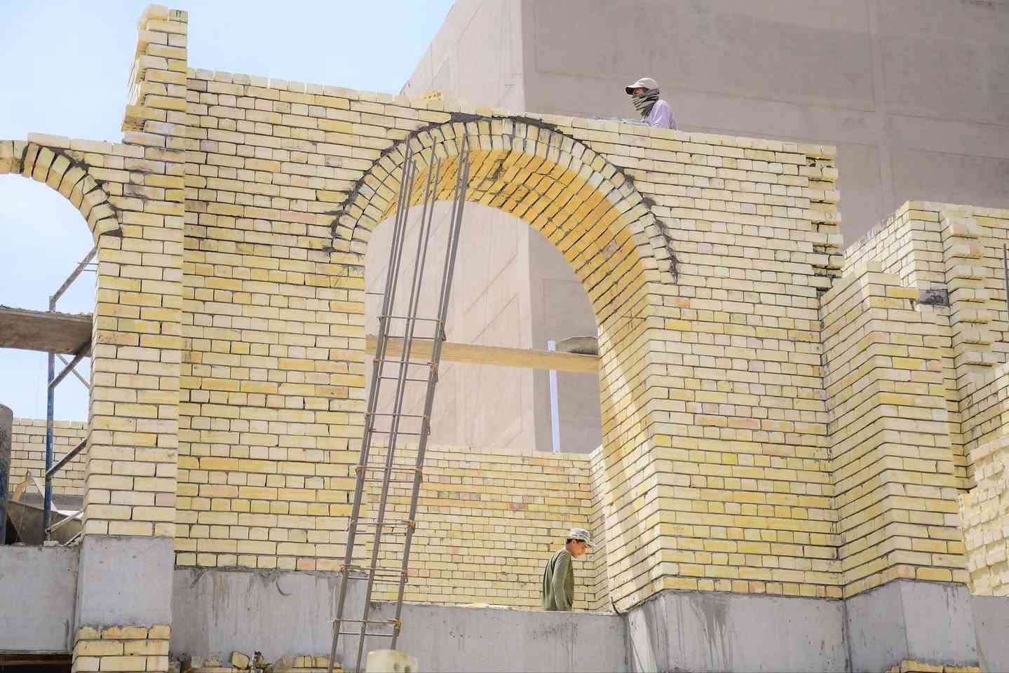 سلام عليكم متوفر خلفه بناء فارغ حالياً نشتغل قطعي وعل دبل وبليوميه هم نطلع استلام مهندس ***********
