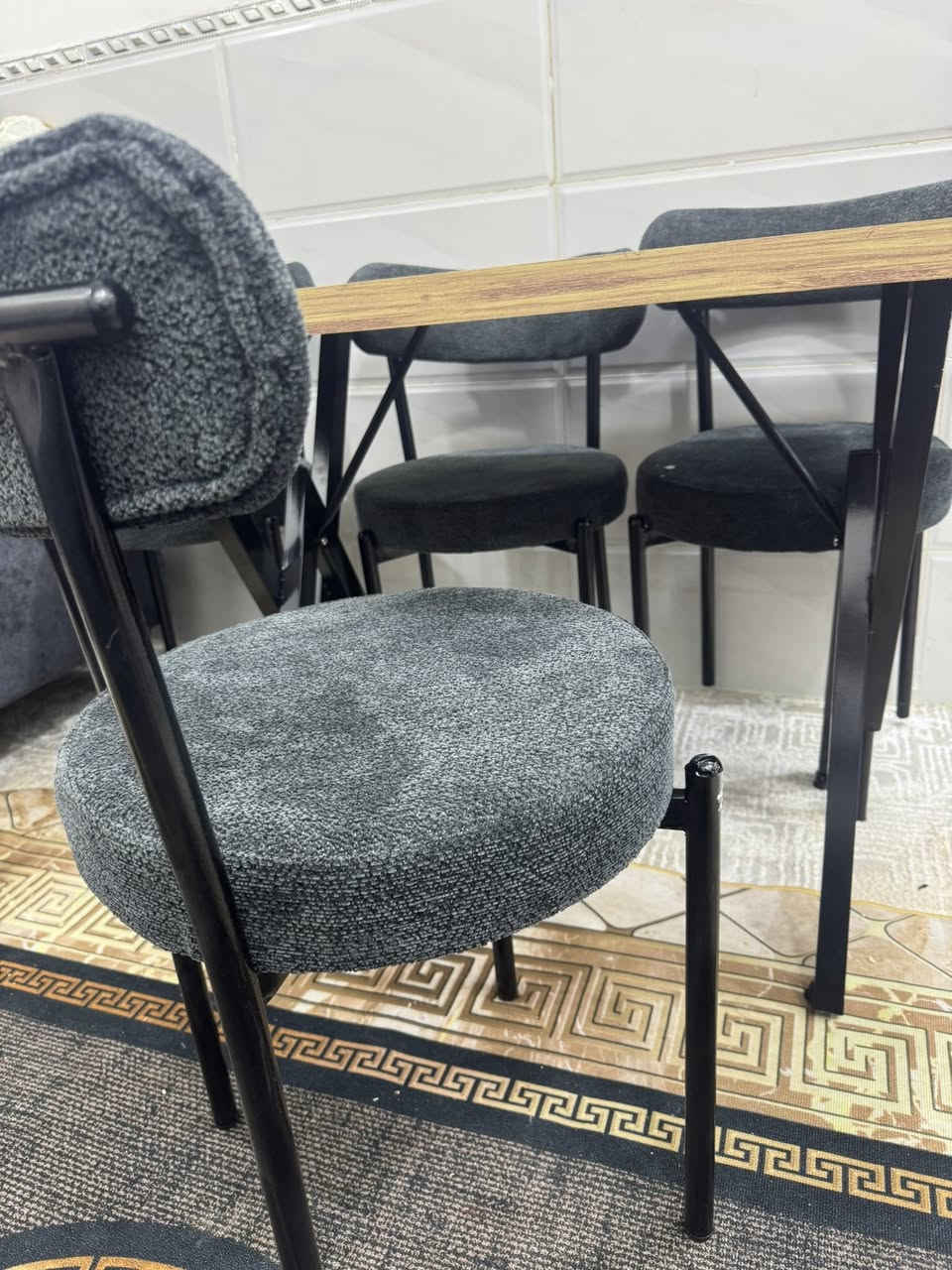 مرحبا  
عندي هاي الغراض للبيع بسعر مناسب 
السرير مستخدم ٦ اشهر بعده جديد 
وميز التلفزيون طول متر و٨٠ مودرن ويا رف ديكور بعده بجيسه ممعلكته 
ميز طعام كبير ع صاله جديد اليوم نصبناه بس موالم صالتي 
رجاءا الغراض جديده لتكسرون بسعرهن 
اللي يحب يتفضل يراسلني ويدلل💜


**إذا كنت صاحب هذا الإعلان وتريد حذفه لأي سبب، رجاءا أرسل رسالة إلى الدعم الفني**