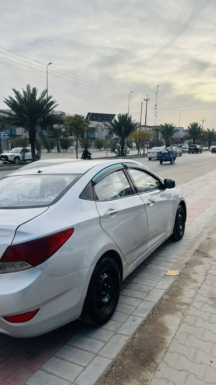 اكسنت للبيع نجف موديل ١٣ سياره جاهزه بيها باب شويه من الجاملخ الأمامي وبيها ملاحظات شوفت عينك رقم نجف السعر ٨٧ وبيها مجال للاستفسار الاتصال على الرقم ***********
