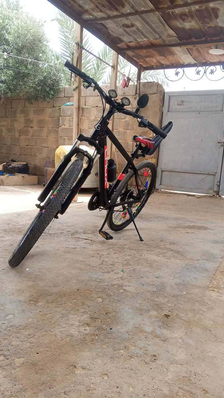 بايسكل للبيع جديد سعره 100 وبيه مجال


**إذا كنت صاحب هذا الإعلان وتريد حذفه لأي سبب، رجاءا أرسل رسالة إلى الدعم الفني**
