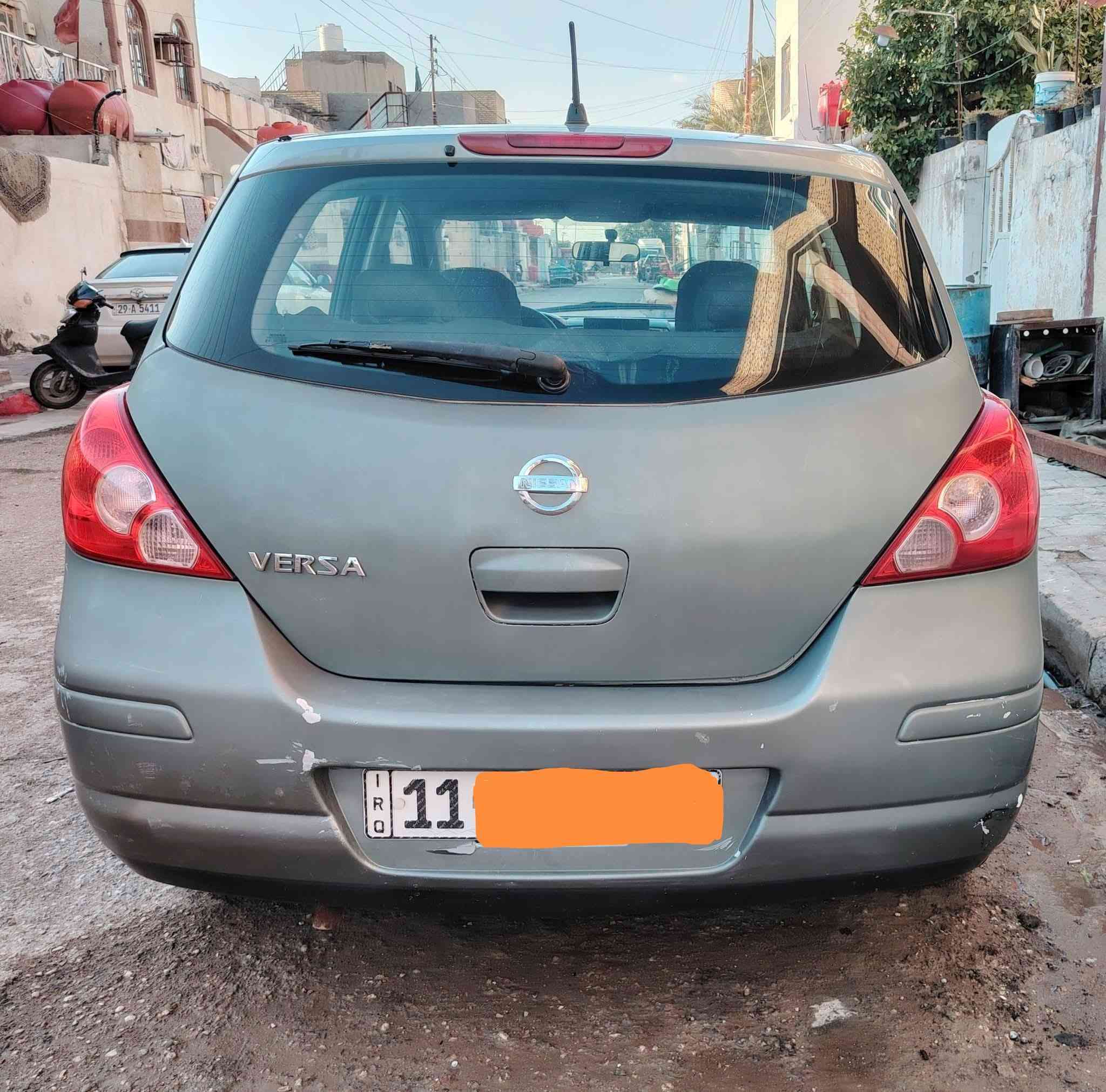 نيسان فيرسا 2009 هاج باك رقم انكليزي بغداد باسمي مكان الكوت مصبوغة حزام هزه جديدة سنوية لل٢٠٣١   65$
***********
