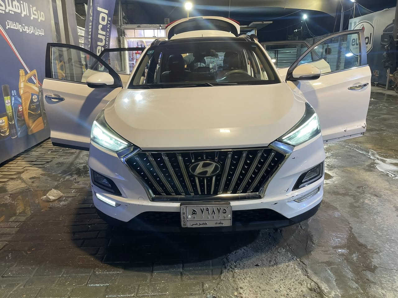 السلام عليكم
توسان مديل 2021 خليجي كوريه اصليه سايد بريك بل رجل 
فول الفول 
خمس عدسات  
بنورما 
بصمه 
يدات نيكل 
داخل صاج 
مري شفط 
كشن كهرباء مع جلد 
بعد بيه هواي موصفات 
مكينه وكير ممفتوحات بلاديات 
بدون قطره صبغ  بيه بارد بل باب مع تصليح بل صندوق كلشي موضح بل صور 
بسمي تحويل ثاني يوم 
ماشيه 109 حقيقي 
مكاني بغداد الزعفرانيه 
*********** 
مكلف بل نشر والتفاصيل موضحه بل صور والكتابه اقره وشوف الصور 
السعر 190 وبيه مجال حك الجيه
