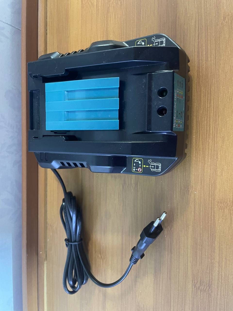 شلونكم شباب
شاحنه بطاريات دريل جديد لوگ شغاله 

الي يفيده يراسلني و يدلل الحجز على الخاص 

توصيل موجود


**إذا كنت صاحب هذا الإعلان وتريد حذفه لأي سبب، رجاءا أرسل رسالة إلى الدعم الفني**