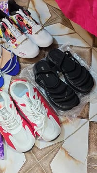 شلعة احذية • مو مفرد