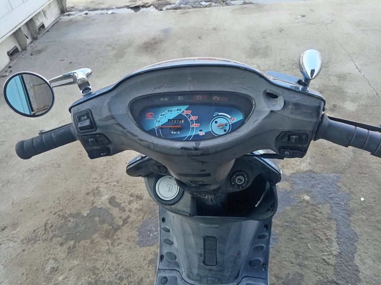 سلام عليك كامكو البيع أو مراوس بيرانيه موديل13كفاله عامه قبل١٠تيام طلعت من الرمبه مكاني الرفاعي ***********
