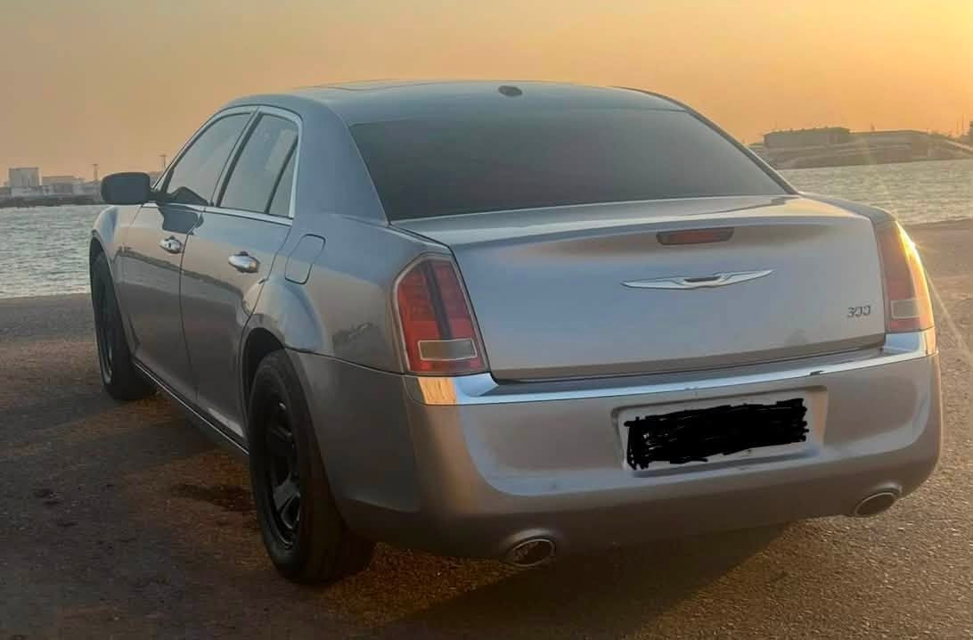 السلام عليكم أدوات بيه كصه واوبامه جاهزه برغي ما بيه نقص جديده السياره دخول جديد متومه وجاهزه كير ومحرك وتبريد وحداده بل كارتون العنوان بصره السياره فول موصفات فتحه بنرامه فول لاخير موديل14 عنوان بصره ادوات رقم  بيه وتساب ***********ترهم روس   السعر 65 وبيه مجال وانه بخدمت الطيبين
