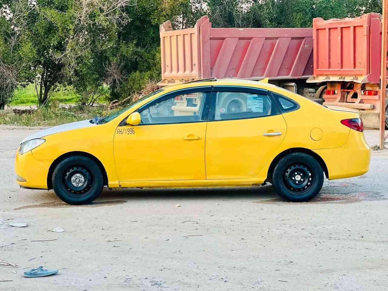 السلام عليكم انترا مديل 2008 امريكي 
سياره جاهزه محرك 2000 
رقم كربلاء 
بيها جاملغ خلفي كص بدون دواخل بس كفر 
سعر 75  وبي مجال ***********
