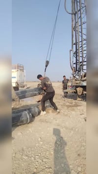 لحفر الابار الارتوازيه واليدويه في جميع محافظات العراق دقه بل عمل وسرع...