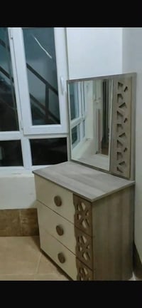 غرفه نوم • للبيع
