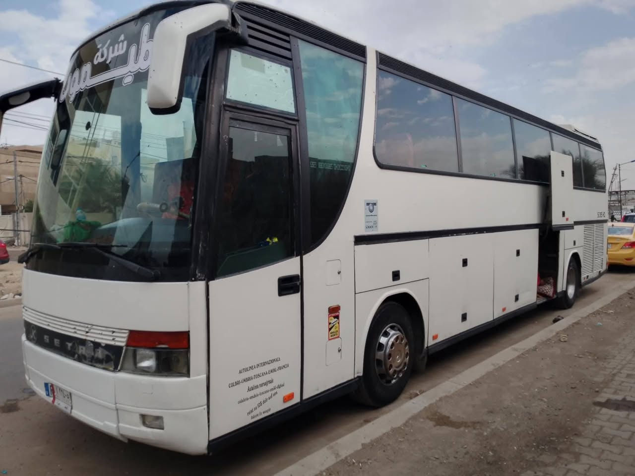 الفينيه مجموعه قوايش 2002 مارسدس نجف جاهزه 54 راكب للبيع الاتصال ***********
