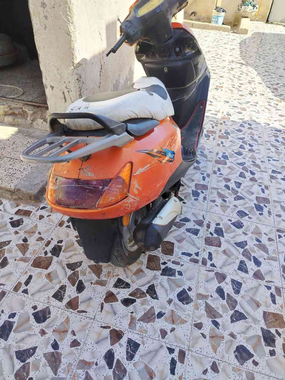 دراجه سبيسي دراجه نضيفه مكينه مامفتوحه جاهزه نكره وحده سلف شغال بس باتري عوزه وراق وراق سعر خاص واتصال عله رقم ***********
