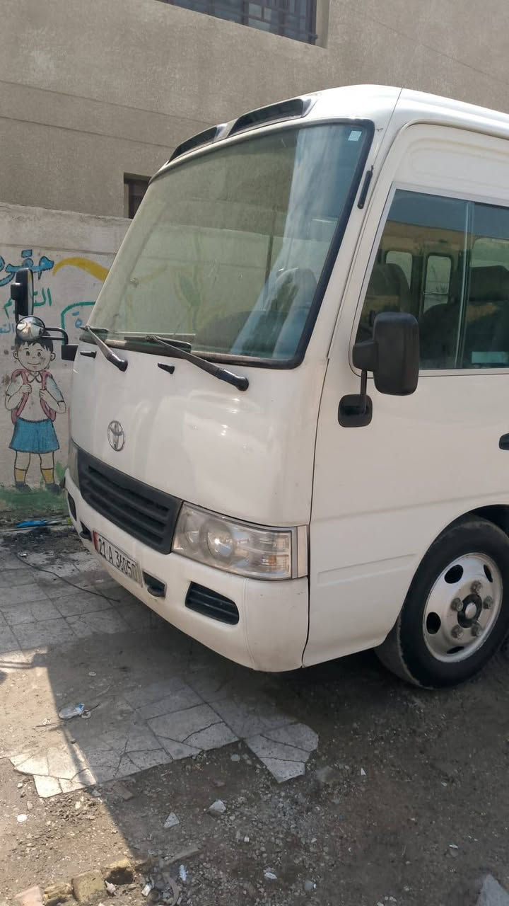 كوستر موديل 2015 بيها لغود خلفيه صبغ وره باب العبري صبغ قليل الباقي كفاله عامه السعر 290وبيها مجال الشراي يتصل ***********
