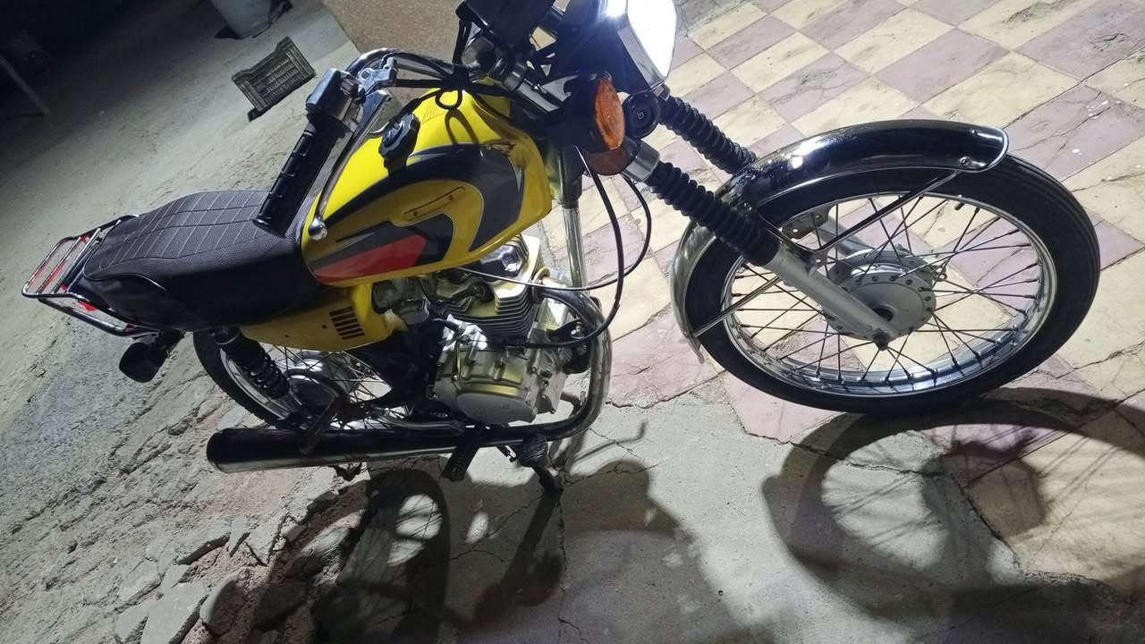 ييسلام عليكم شباب دراجه نامه ادوات دراجه نضيفه محرك مفتوح بدل ولف دراجه نضيفه سعر 500وبي مجال دراجه كهربءيات جديه كله جديد هندر واحد وطلع بكاني بصره  هرثه قرب سيد سامي


**إذا كنت صاحب هذا الإعلان وتريد حذفه لأي سبب، رجاءا أرسل رسالة إلى الدعم الفني**