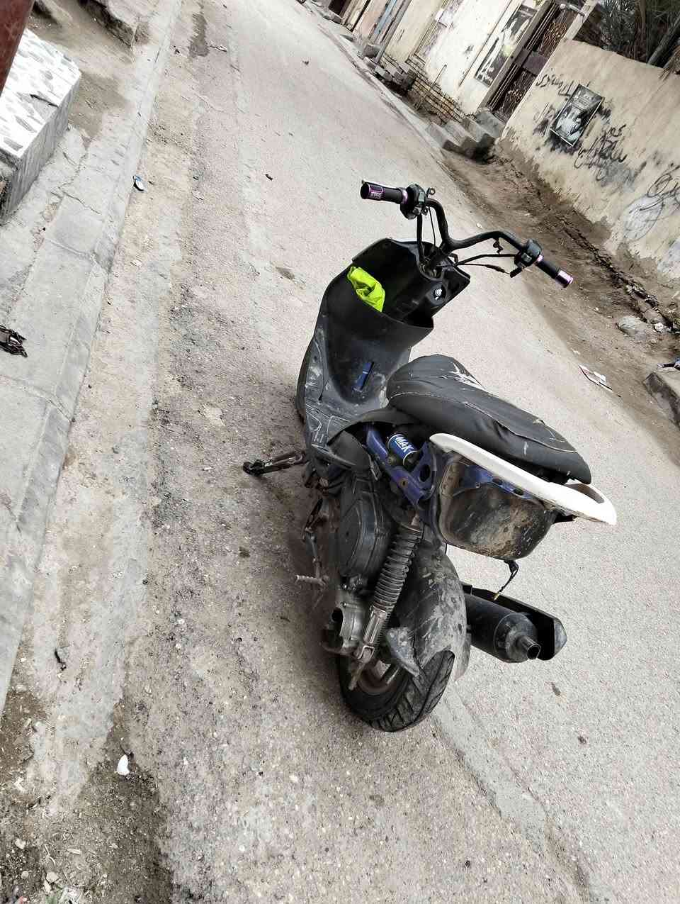 سلام عليكم دراجه  ماكس دراجه شلعه ومعدل بوشه 55 اريده مروس بنامه لو ابيعه السعر 450 وبيه مجال قليل ***********بي وتساب
