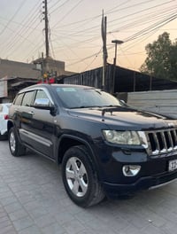 ٦ سلندر ٣٦٠٠ • ٢٠١٣ • فول مواصفات