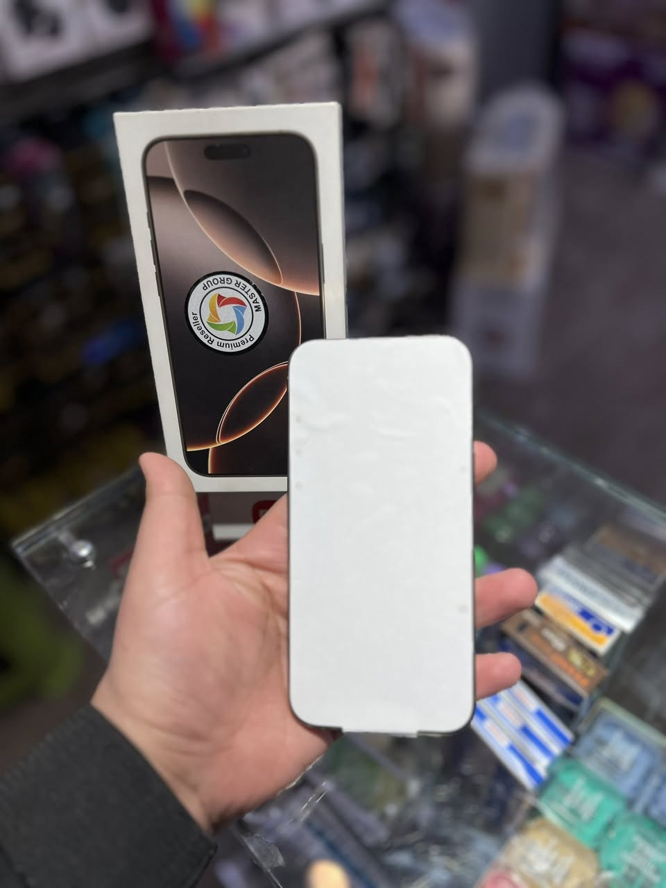 🔴ايفون 📱16 برو ماكس مستخدم نظيف كلش الجهاز                         بطارية 98 🔋
ذاكرة 256 
ضمان الماستر وكالة 
شرق اوسط
السعر مليون و500 بي مجال للطيبين
الموقع📍 كربلاء شارع الامن الداخلي مركز الخزاعي مقابيل مثلجات البطريق


**إذا كنت صاحب هذا الإعلان وتريد حذفه لأي سبب، رجاءا أرسل رسالة إلى الدعم الفني**