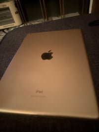 آيباد ٨ • ١٢٨ • مكفول