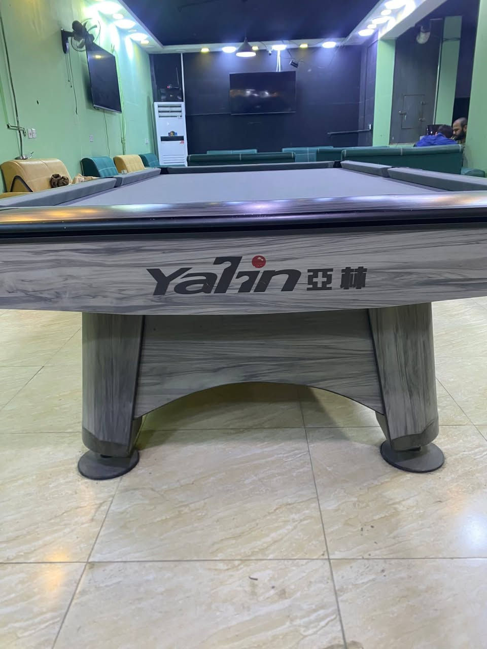 ميزين يلن للبيع نظافه 100%100. موديل حديث الاستفسار. ***********
