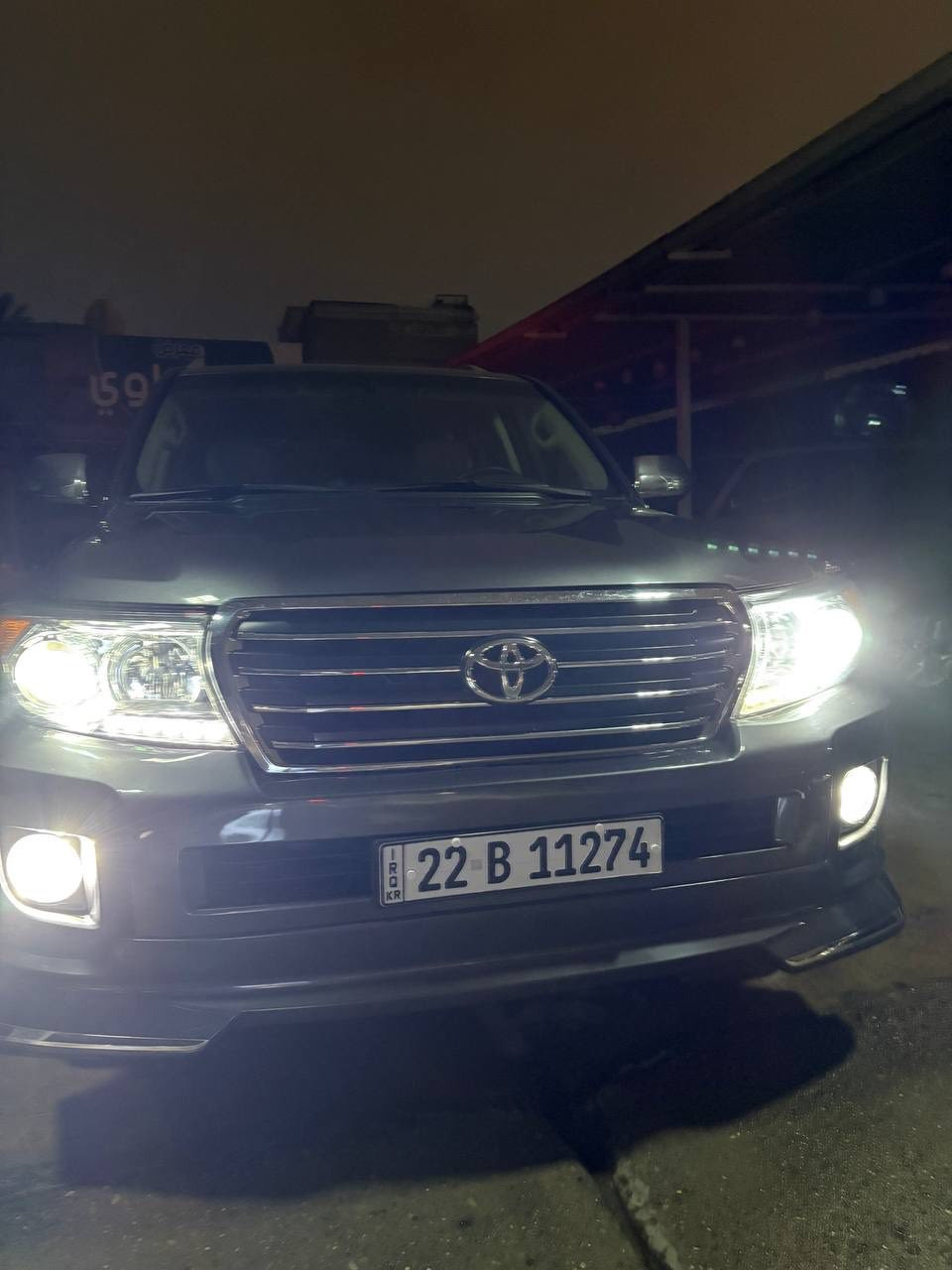 سلام عليكم 
سياره لاند كروز
موديل 2013 
فئه البريم 
كير مكينه حداديه كله كفاله 
ماشيه 105,000
 موجود سونار بيها 
السعر 32,000$ 
العنوان بغداد الجديده 
لتواصل ***********
