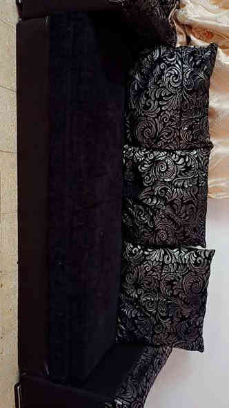 غراض بيت للبيع واسعار مناسبه
***********
