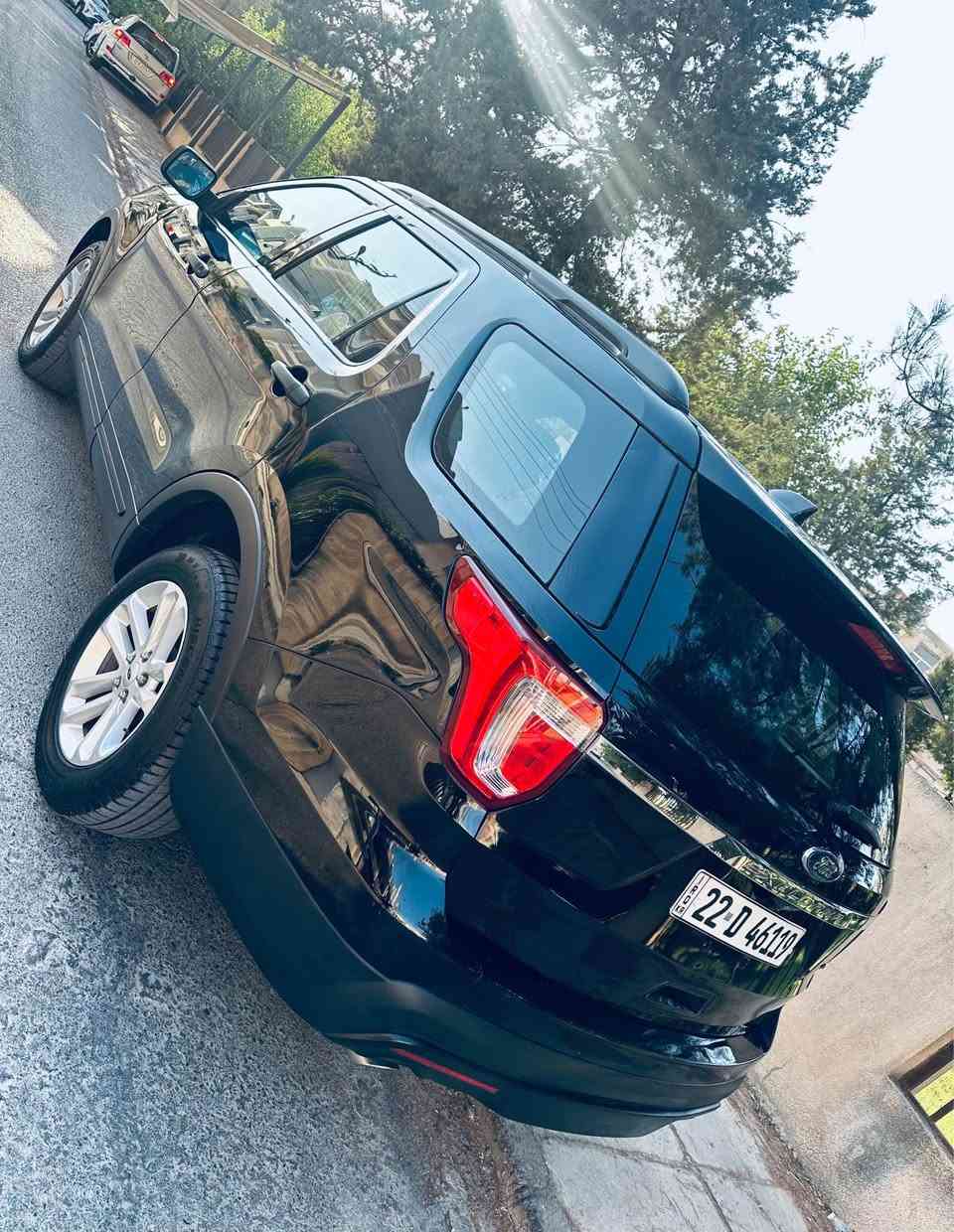 السلام عليكم للبيع
فورد اكسبلور موديل ٢٠١٧ 
السعر ١٥٣ ورقه
وارد امريكي 
فور ويل 4X4 دفع رباعى
قطعتين صبغ بدون ضرر داخل بدون ارباك
1fm5k8b8xhga08316رقم شانصى 
المواصفات 

محرك ٦ سلندر ٣٥٠٠ المرغوب
دبل اكسل 4X4
٧ راكب ٣ قطع تبريد .كشن السائق كهرباء.شفتات كير بالستيرن شاشه اصغير..كلشي كامل بيها كير محرك كهربائيات ..ما بيها اي نقص...
ماشية ١٣٠ الف ميل .
باسمي ..المكان اربيل
للاستفسار 
🔥مكان سيارة / اربيل
💎واتساب + فایبر 
💎رقم موبايل ☎️ 
*********** ☎️ واتساب 
*********** ☎️ واتساب

وعليكم السلام ورحمة الله وبركاته.  (شێوەزاری سۆرانی):
​بۆ فرۆشتن: فۆرد ئێکسپلۆرەر ٢٠١٦
​وارد ئەمریکی،
دوو بارجة بوياغة بى داخلى بى ارباك
​تایبەتمەندیاکانی:
​بزوێنەر: ٦ پستۆن ٣٥٠٠ (مەکینە گەورە مەرغوبەکە).
​کورسی: ٧ سەرنشین.
​سیستەمی ساردکەرەوە: ٣ پارچە تەبرید.
​کورسی شۆفێر: کارەبایی.
​گێڕ: شفتات لەسەر سوکان.
​شاشە: شاشەی بجوك
​تێبینییەکان:
​هەموو شتێکی توندوتۆڵە و هیچ کەموکوڕییەکی نییە (گێڕ، مەکینە و کارەباییات بەشەرت).
​ڕۆیشتوو: ١٣٠ هەزار مایل.
​سەنەوی بە ناوی خۆمەوەیە.
​شوێن: اربيل
​نــرخ: ١٥٣ وەرەقە 
🔥مكان سيارة / اربيل
💎واتساب + فایبر 
💎رقم موبايل ☎️ 
*********** ☎️ واتساب 
*********** ☎️ واتساب
