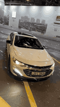 سلام عليكم 
ماليبو ابراميره فول للخير 
مراوس جمسي تيران 
كفاله سياره قطّعه وحده صبغ جاملغ بس 
برغي ما بيهه نقص احلا من صور 
مككينه ٢٠٠٠ تيربو 
***********
