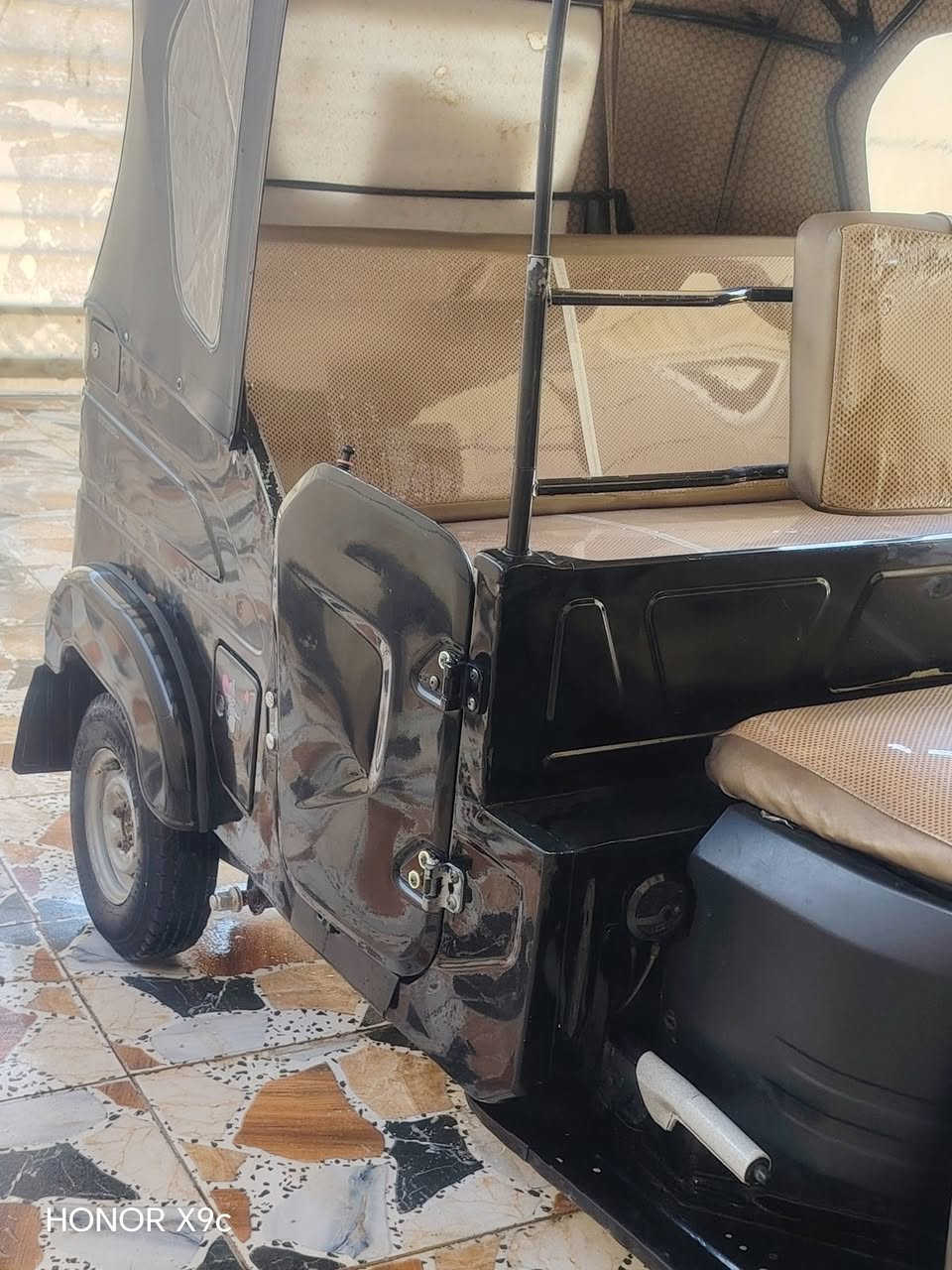 سلام عليكم تكتك للبيع موديل22 رقم بابل انكليزي  التكتك امعمره دوس  مكاني بغداد الدوره  السعر خاص رقمي ***********
