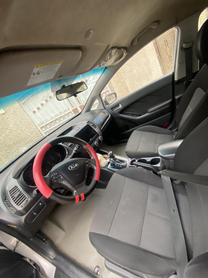 كيا فورتي 2018 اربيل باسمي تحويل مباشر ثاني يوم
مكينه وكير ومنضومه تبريد مكفولات كفاله عامه 
مكينه 2000 دوش 
الكير AT
السياره حادثه جاملغ وباب الصدر وشويه من باب خلفي بدون دواخل السياره حادثه والسونار موجودات بالصور وحادثه يرادله بولش 
السعر 120 وبيه مجال بسيط *********** واتس
