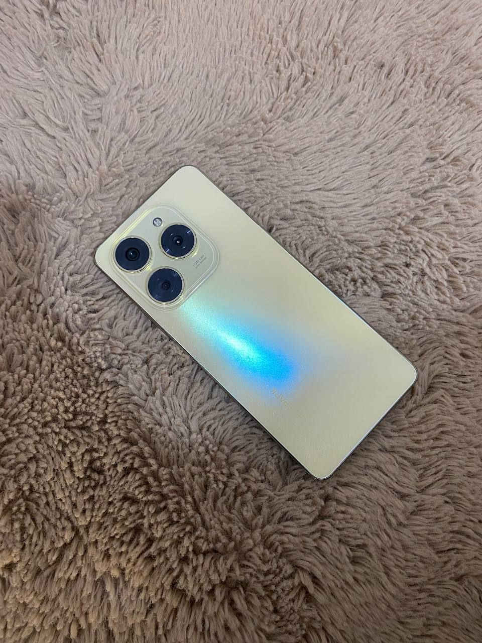 تكنو سبارك 20 برو 
للبيع 150الف المكان النجف الاشرف للتواصل ***********
