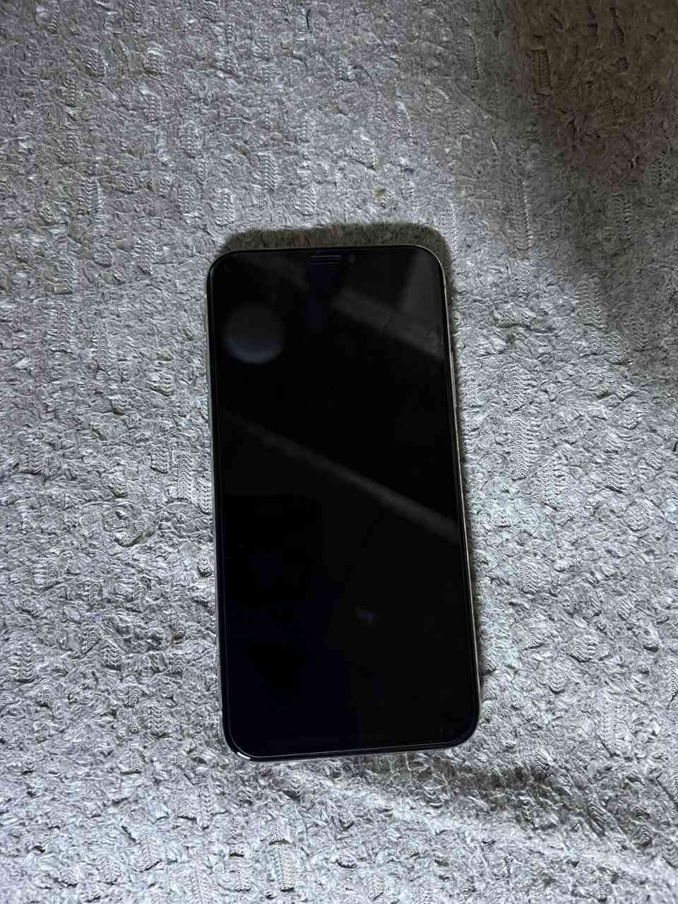 ايفون x مستعمل للبيع نضافه 90‎%‎ فقط شاشة مبدل اصلي و بصمه وجه لا يعمل السعر 165 الف وبي مجال بسيط العنوان كركوك التواصل بهاذا الرقم ***********
