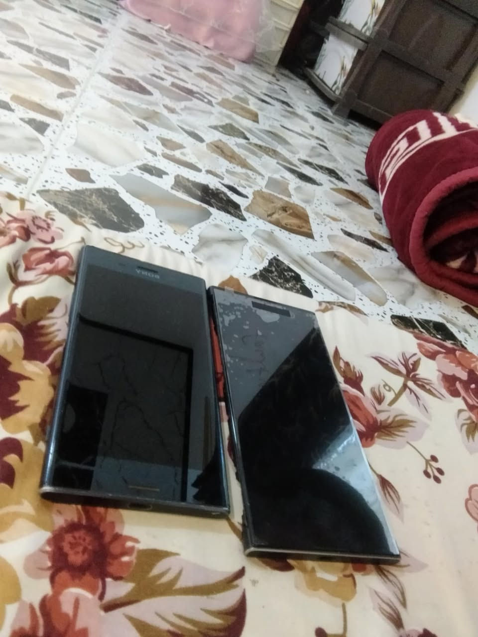 شاشات اكس بيريا با الباله طلعاً وحده من الشاشات بطرياتها وياها سعرهن 75 وبيهن مجال ثلث شاشات


**إذا كنت صاحب هذا الإعلان وتريد حذفه لأي سبب، رجاءا أرسل رسالة إلى الدعم الفني**