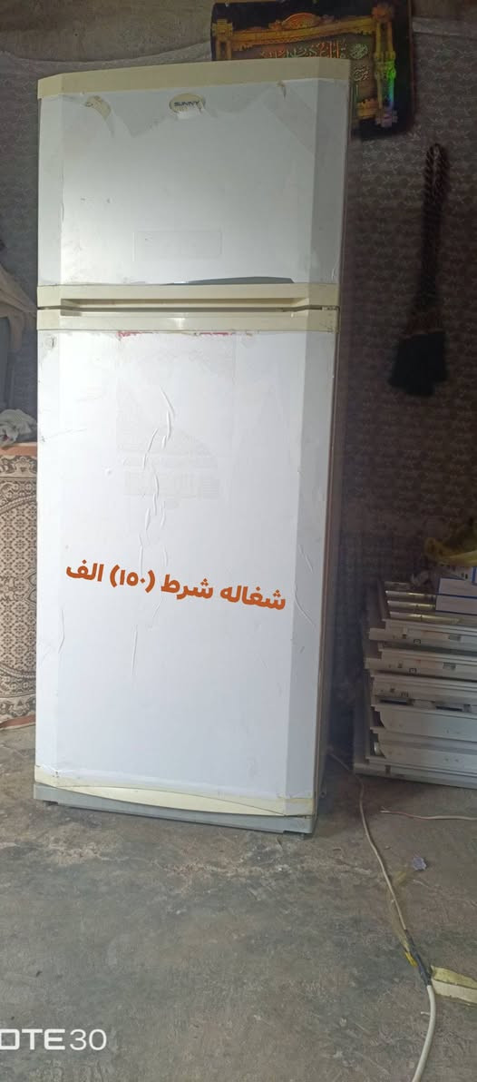 للبيع الثلاجه شرط (١٥٠)ألف
المبردات واحد ونص الحجم عداد ٢ السعر(١٢٥)
السبلات الداخل شغال نضافه فوا الحجم ٣ طن السعر (٥٠٠)ألف
الاتصال 
عل ***********
