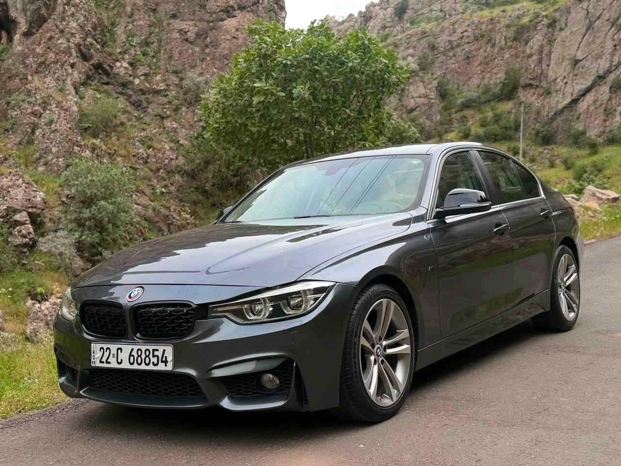 Bmw
موديل 2018
142 هةزار رويشتووه
مواسةفات خةليجى
فول فول مواسةفات 
ناو زةرد
سلايت نييه
318i
3 پستون دةبل پاوةر توربو 
كراوةته -M- 
گير / مةكينه / تةبريد / كارةبايى / بةشةرتى 10 فيتةر 
تةحويل - غرامه - بةشةرت 
بوياغ - دوو پارچه - چاملغ - بونيت 
بى ليدران - بى ناوةوه - بى ئيرباگ 
سةنةوى نوييه - 2030
250 مةسروفى تيدانييه 
شوين - هةولير 
*********** 
139$ أربيل, العراق
