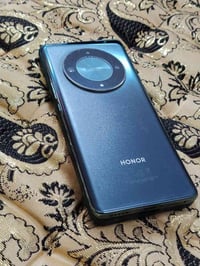 هونر x9a للبيع مابي اي عيب ذاكره 256 رام 12 سعر ١٨٠ 07831362803