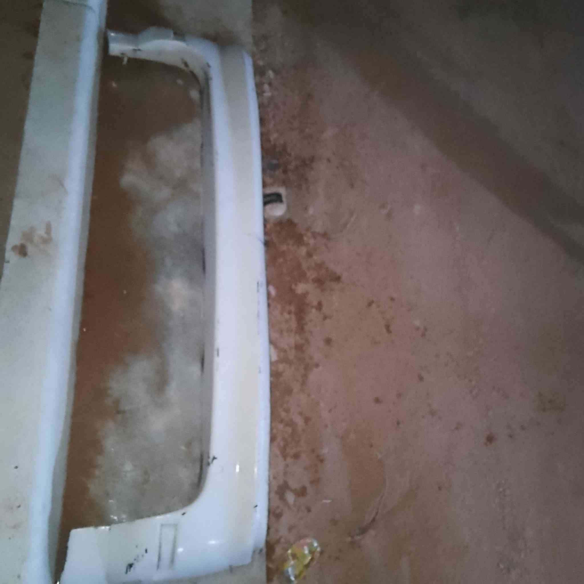 غراض مال فتون للبيع  سبير عدد 2 واحد ويل كب  جكات مال فتون جنطة مال فتون  مرايات مال فتون مكان كربلاء ***********

