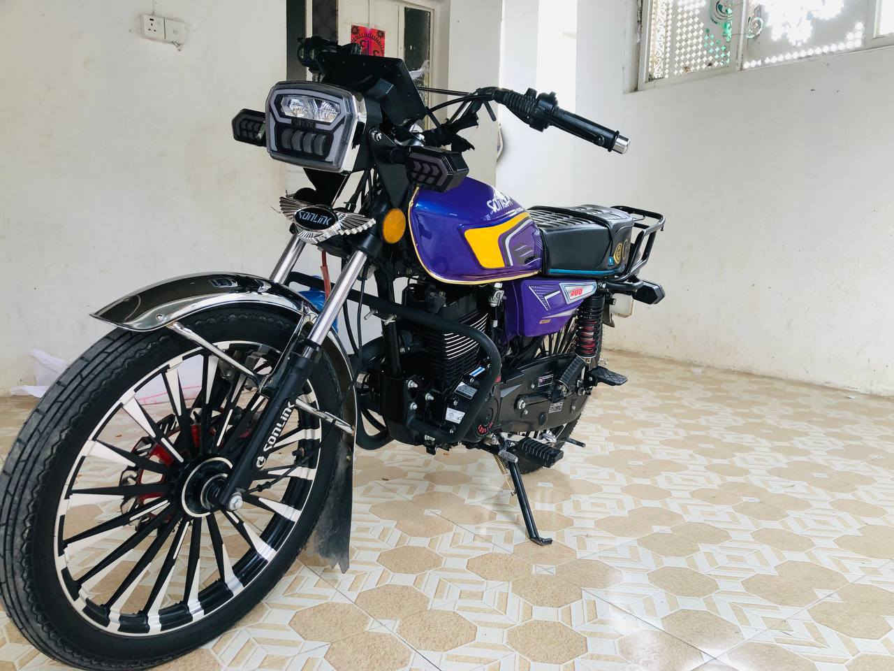 السلام عليكم دراجه سونك سافان لبيع ضاغطه وزنجيل مكفول كفالة عامه العسر انتصل وبيك خير وتدلل *********** أو واتساب موجود خاص
