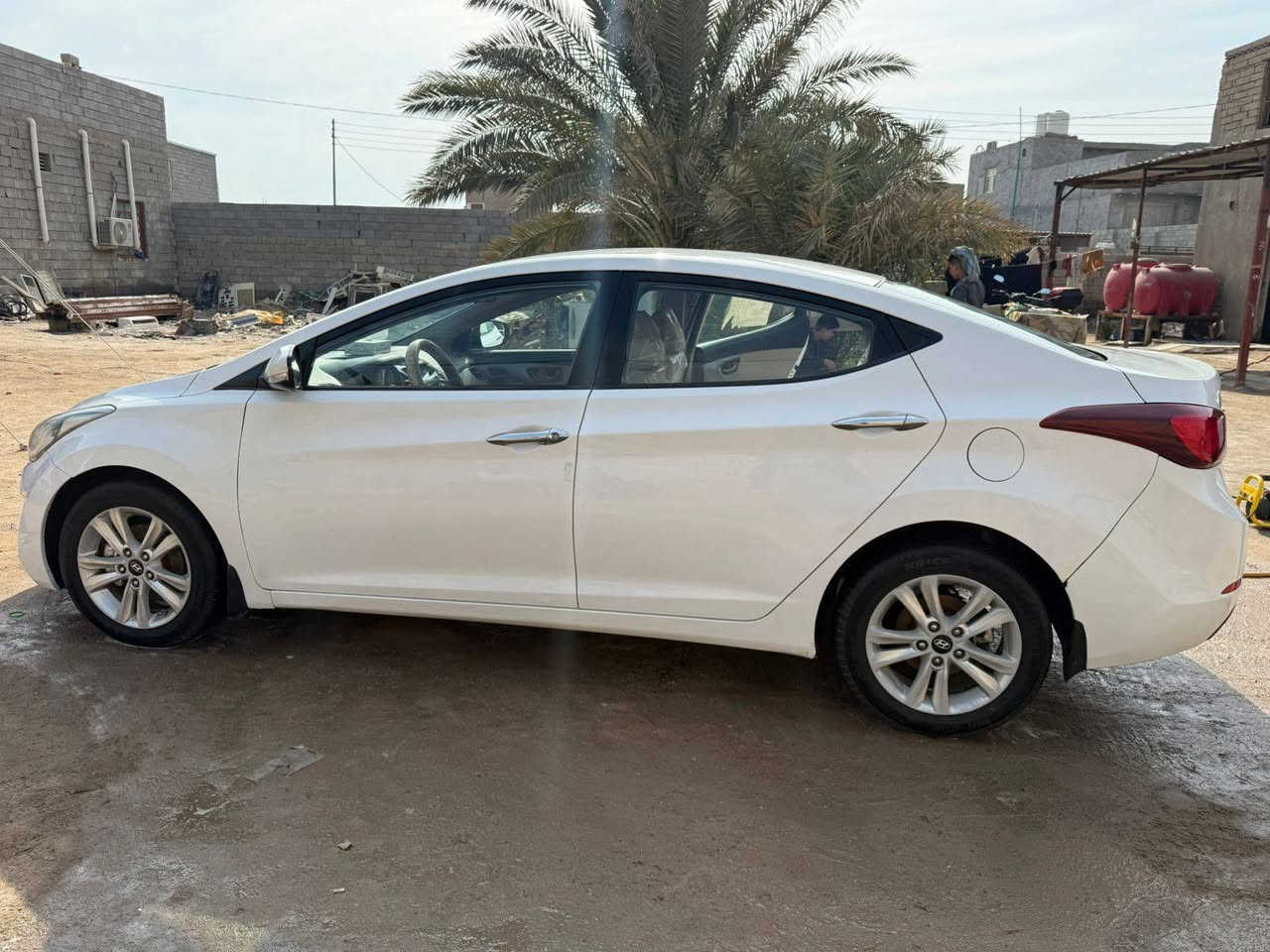سلام عليكم النترا موديل رقم جديد موديل 2015 رقم بصره 
السعر 105وبيها مجال ***********
