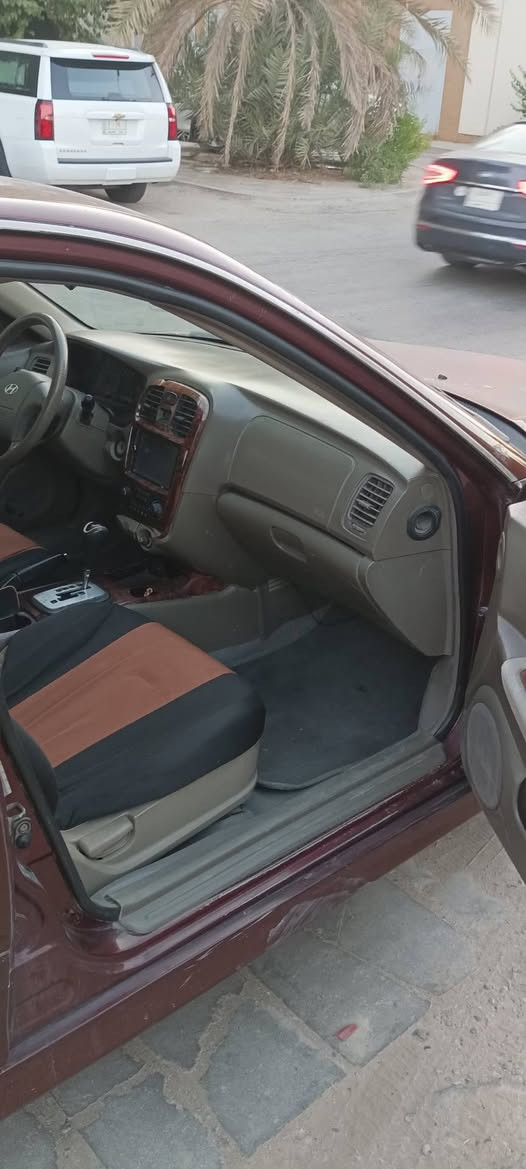 السلام عليكم من رخيصة الادمن سوناتا وفود للبيع موديل 2005 واريد أمريكا ليبل واحد سليت طكتين تبريد ثلج مكينه جديده كير جديد بغداد بأسمي هزه جديده مصبوغه عام السعر 58$$ بغداد الكراده قرب جسر المعلق ***********
