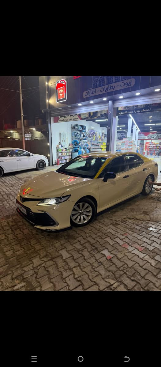 تويوتا كامري بانزين 2022 اصل للبيع فقط ...
للبيع فقط ... 
كامري خليجي تكسي دبي محرك 2500 بنزين المرغوب مو هايبرد انسه الدوانز وتبريد ثلج.

 موديل 22 اصل مامعلاية..
ضرر فقط جاملغ امامي ودعامية. 
رقم معوقين بصرة. 
غير مكفول من الغرق والعداد غير مكفول

. كلهن منزلين المشي مالتهن. تكسي دبي.   مكان السيارة بصرة .

صور سونار بالمنشور. 
السعر 144 وبيها مجال بسيط
الرقم:***********
العنوان البصرة التنومة
