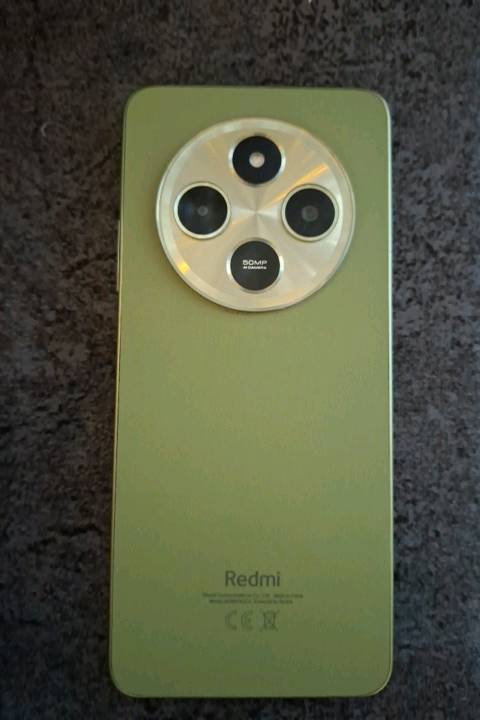 جهاز ريدمي c14 مستعمل شهر واحد للبيع 
مع كيبل تايبسي فقط  من دون باكيت 