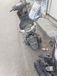 دراجه بريز للبيع دراجه كامله لمكينه كفرات تعبانه يرادلهه كابريتر وتشتغ...