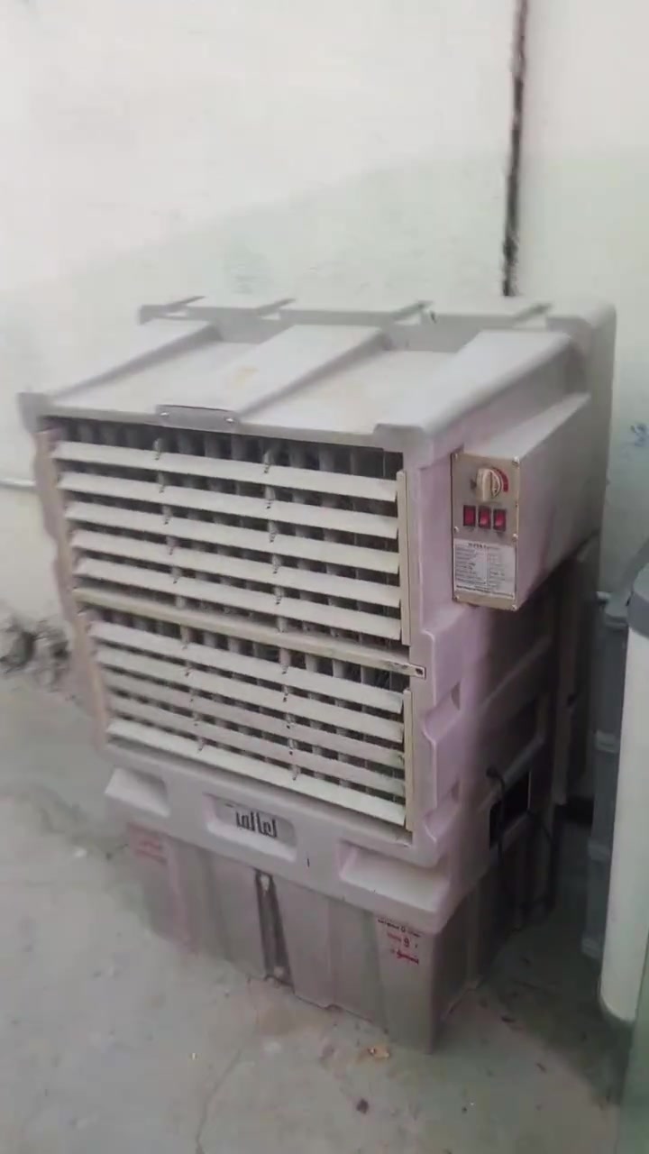 مبردات كلهن شغلات وعلى الفحص 700
وسنك والملحق 125
***********
