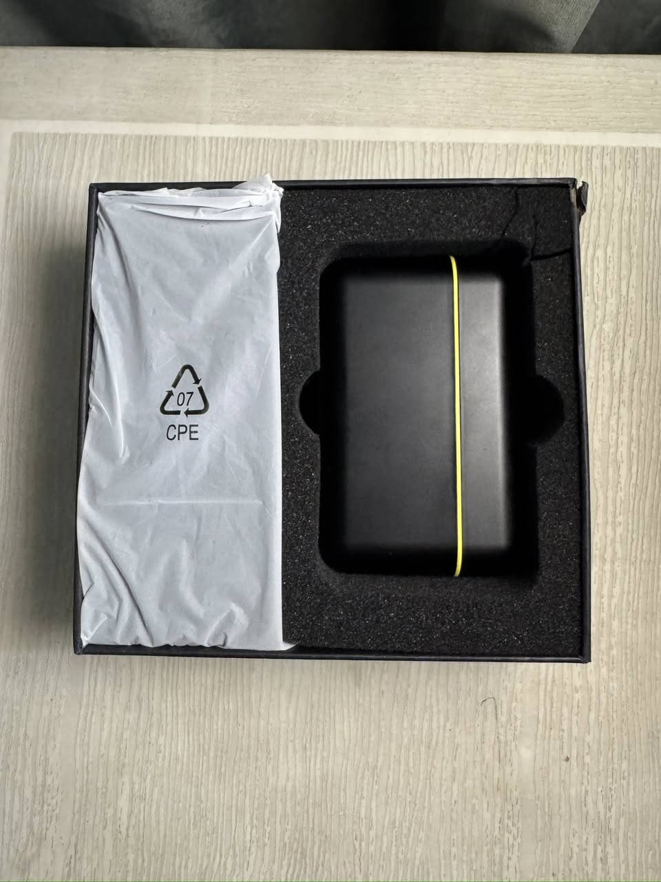 نك مايك للبيع
السلام عليكم 

نك مايك ماركة Sx12 ارقى موديل 
يستعمل في :

- اللقاءات 
- الفلوكات
- بودكاست 
- غناء 
- صناعة المحتوى بشكل عام 

المايك عالي الحساسية 2.4G
اربط و شغل مباشر بدون برامج 
بي ميزة العزل بالذكاء الصناعي Anc 
بي ميزة الصدى تضيف صدى لصوتك و انت تسجل بي
تكدر تطفيها و تشغلها براحتك 

يجي وياه بكج كامل :

سماعة تايب سي تخليك تسمع صوتك مباشر و انت تسجل بالمايك 
فروات عدد 2 لعزل الهواء 
مدخل تايب سي للأجهزة التايب سي 
مدخل ايفون ( لايتنينغ ) للأجهزة الايفون 
مدخل اواكس ( Aux ) للكاميرات الاحترافية
الكيس يشحن المايكات تلقائيًا و تطلع عندك نسبة الشحن بالشاشة لأن الكيس بيها شاشة رقمية تبين الك نسبة الشحن .

- ملاحظة بسيطة :
جهاز الارسال بيه خدوش بسيطه ما مبينه و اصلاً ما تأثر على الارسال والاستلام 
واحد من المايكات بي أثر لضغطة بسيطة ما تأثر على جودة الصوت اما المايك الثاني فـ اصلاً ما مستعمل بعده جديد 

السعر 55 الف منهي 
العنوان / شارع فلسطين 
لا يوجد توصيل


**إذا كنت صاحب هذا الإعلان وتريد حذفه لأي سبب، رجاءا أرسل رسالة إلى الدعم الفني**