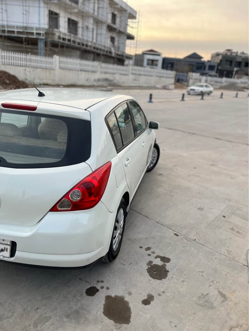 سەرەتا بەناوی خوای گەورەو میهرەبان نیسان  تیدا مۆدیل ٢٠٠٨سپی سەدەفی سەیارەکە ماشللەی ئەویت  سەیارەکە زۆر زۆر  شازو جوانە سەیارەکە حیزام بۆیاخە بەس سنوقو سەقفی بۆیاخ نییە پیشی تازە داگیراوە مەسرەفی جاکی تیا کراوە تونو تۆلو مەزبوتە تایەی تازەیە ناوی لۆک لۆکە بەرگی تیگیراوە بەرگی سوکانی تی گیراوە سەیارەکە زۆر مەزبوتو جائیزە مالی فەقیرە 
تکایە تکایە ئەگەر موشتەری نیت تەلەفون مەکە و سەرمان مەیەشینە شوینیش سلیمانی جوابی جاتیش نایەمەوە رەقەم تەلەفونم لە رسمەکەدا نوسیوە السليمانية, العراق


**إذا كنت صاحب هذا الإعلان وتريد حذفه لأي سبب، رجاءا أرسل رسالة إلى الدعم الفني**