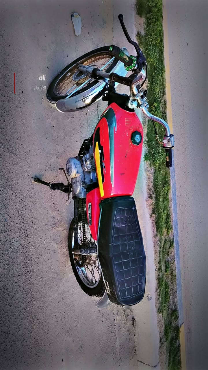 اسلام عليكم دراجه أربعة گير كلك دراجه مكفوله من سرقه مكينه خير من الله ناعمه ونكره بكل وقت لاتنقيص ولا تبخير سعر ب250 وبيها مجال مكان كربلاء مقابيل الامام عون وهاذا رقمي للستفسار ***********
